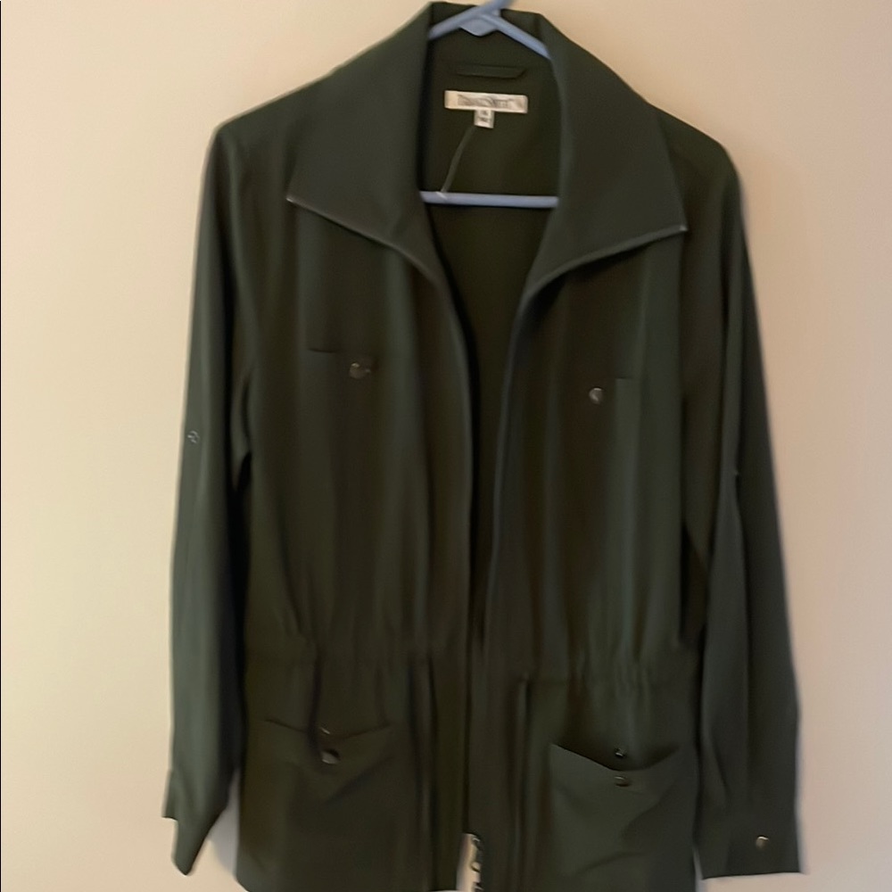 TravelSmith Green Utility Jacket with Full-Length Zipper